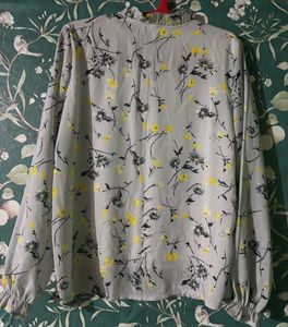 Flower Printed Tie Knot Top