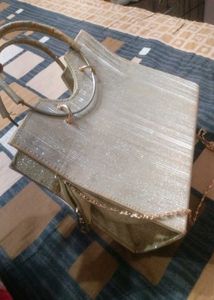 Elegant Gold Glitter Handbag