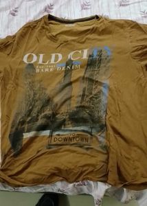 hi I want to sell thus brand t shirt for sale