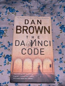 📖 The Da Vinci Code by Dan Brown