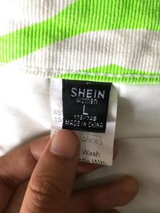 💥Price Drop💥SHEIN Zebra Striped Straight Leg Jea