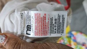 Cute  Onesies of babyoye, mother care and baby hug