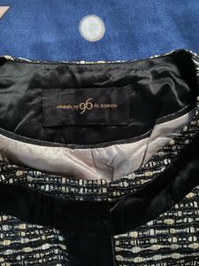 Chic Textured Black &amp; White Jacket