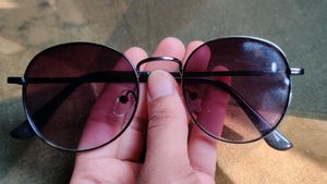 Round Red Lens Sunglasses