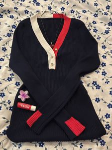 Stylish Navy &amp; Red Knit Top