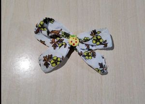 Bow Hair Clips And Scrunchies