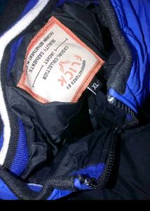 Stylish Blue &amp; Black Jacket 💵💵