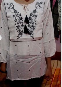 White A Line Summer Balloon Sleeves Short Kurti