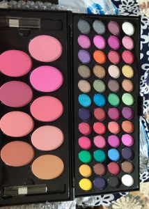 Eyeshadow &amp; Blush Palette