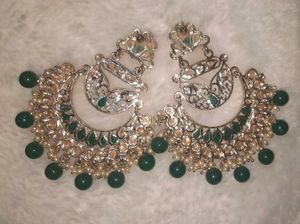 Green Jhumke