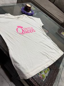 Selfie Queen White Tshirt