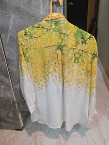 Chique Yellow Floral Shirt L Size