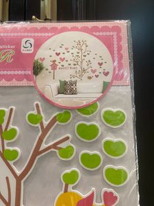 Room Decorations Wallpaper