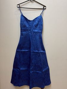 Elegant Blue Midi Dress