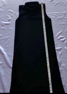 Black Round Neck dress