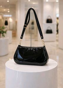 Elegant Black Shoulder Bag