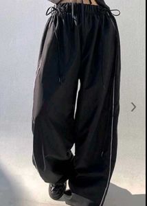 parachute pant
