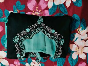 Elegant Embroidered Kurta set