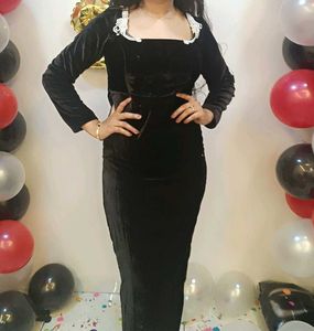 Elegant Black Velvet Midi Dress