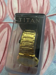 Titan Gold Watch - Classic Style