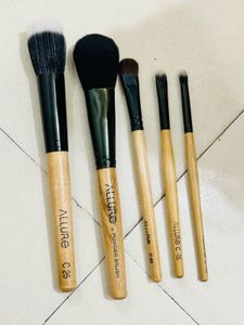 Allure Makeup Brush Set (5 Pieces)