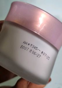 Pond&#39;s Bright Beauty Kit