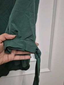 Solid Green Top