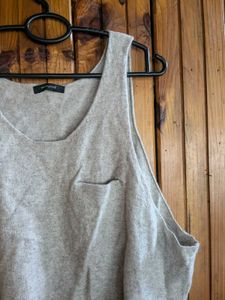 Sleeveless Pullover