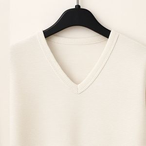 white V-Neck Long Sleeve T-Shirt