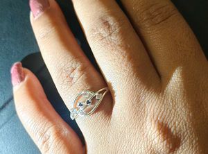 Stylish silver ring