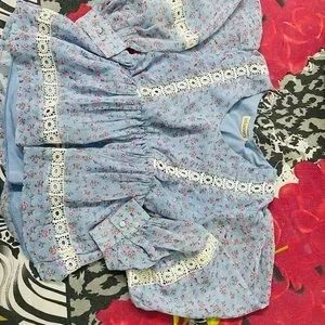 Baloon Sleeve Top