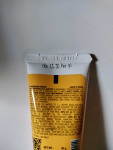 Dermafique Sun Defence Spf 50 And PA+++ Sunscreen