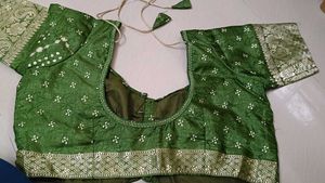 Green Bandhni Silk Saree With Blouse