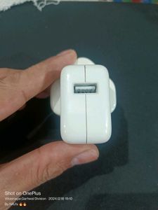 UK Based Apple 3 Pin Charger