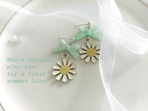 Daisy &amp; Bow Earrings