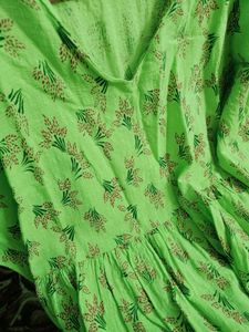 🌿☘️Green Floral Kurta☘️🌿