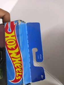 HW FLAMES PACK OF 5 (ALL ARE SEAL)