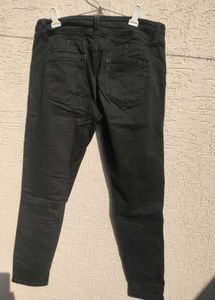 Ripped Black Original Denim Jeans 👖 Women
