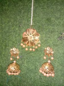 Gold Floral Jewelry Set