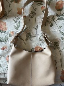 Elegant Shoulder Bag