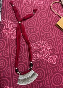 Minimal Neckpiece/Necklace