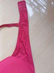 New bra 32b padded and wired