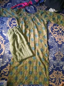 Kurti,izaar,dupatta