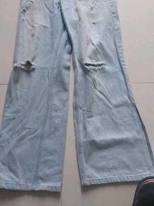 Distressed Wide Leg Jeans
