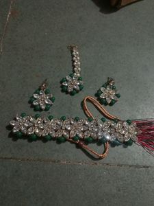Red And Green Chokar Combo