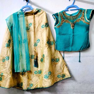 GIRL'S TRADITIONAL LONGSKIRT WITH TOP