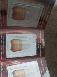 Clinique 6-  Foundation Serum