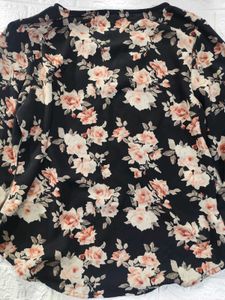 Harpa Floral Print Long Sleeve Top
