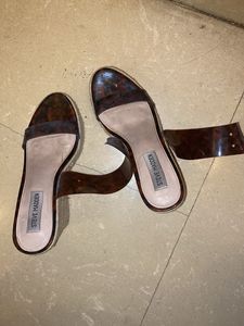 Steve Madden Tortoise Wedges