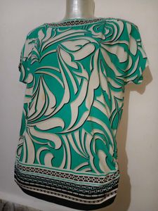 🎄Buy 1, Get 1 Free🎁Size M/ L Patterned Top